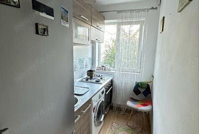 Apartament de vanzare cu 2 camere zona Vlahuta - 3