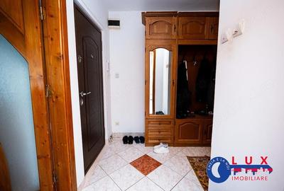 Apartament cu 3 camere decomandat în Babadag - 18
