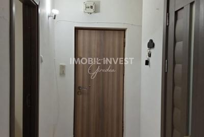 Apartament cu 3 camere în Cetate - 2