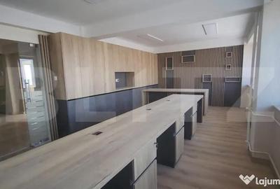 Spațiu comercial, de 130 mp, în Central - 2
