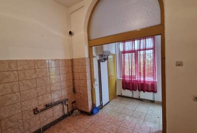 Casa 2 camere, 64mp, Centru, zona Facultatii de Medicina - 7