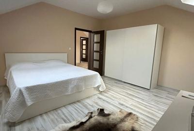 Casă cu 4 camere în 23 August - 9