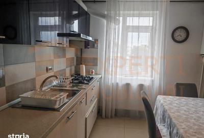 Apartament cu 3 camere decomandat în Tomis I - 9
