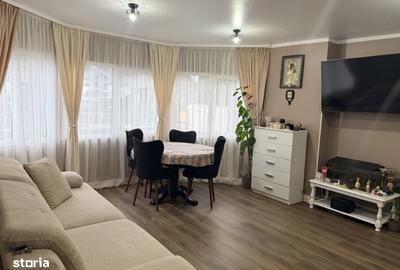 Casă cu 4 camere decomandat cu Teren 1000 Mp în Sud - 3