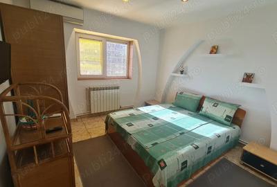 Apartament de 3 camere de inchiriat zona Capitol - 2