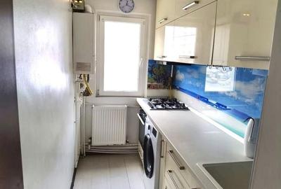 Apartament cu 3 camere semidecomandat, mobilat în Tomis Nord - 9