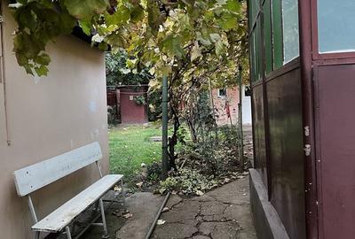 Casă individuală cu 5 camere cu Canalizare în Aradului - 1