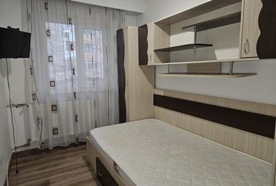 Apartament cu 3 camere semidecomandat în Nord - 4