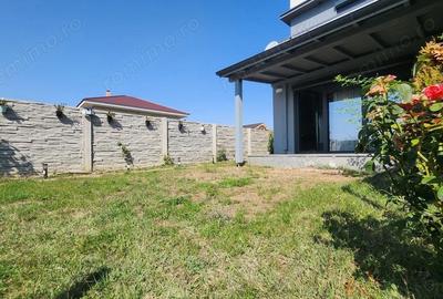 Casă cu 3 camere cu Teren 200 Mp în Central - 1