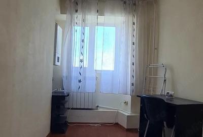 Garsonieră decomandată în Mazepa 1