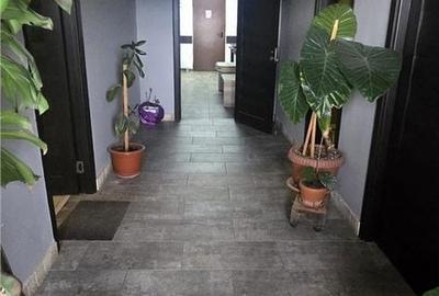 Spațiu comercial, de 2,761 mp, în Livezile - 8