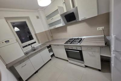 Apartament cu 2 camere decomandat în Tractorul - 6
