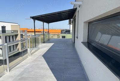 Apartament cu 3 camere în Buziașului