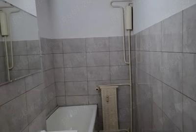 Proprietar, inchiriez garsoniera in 13 septembrie Proprietar, inchiriez garsoniera in 13 septembrie - 7