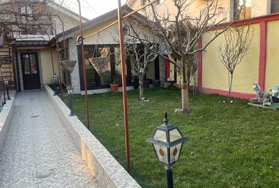 Casă cu 4 camere în Central - 2