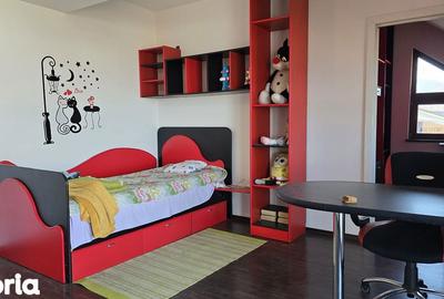 Casă cu 5 camere cu Teren 900 Mp în Zăvoi - 14