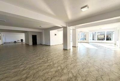 Spațiu comercial, de 180 mp, în Central - 10
