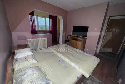 Apartament cu 3 camere de inchiriat, zona Bradet - 3