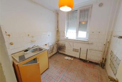 Apartament cu 3 camere decomandat în Olimpia-Stadion - 8