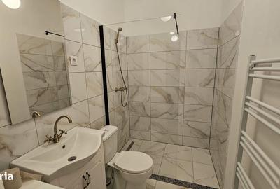 Casă cu 2 camere cu Teren 150 Mp în Central - 3