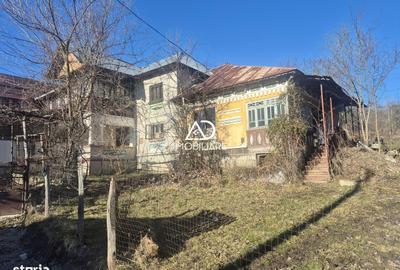 Casă cu 4 camere în Central - 2