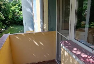 Apartament cu 3 camere decomandat în Moroasa 1 - 8