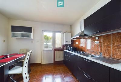 Casă cu 4 camere cu Teren 300 Mp în Crișan - 15