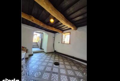 Casă cu 3 camere decomandat cu Teren 300 Mp în Central - 7