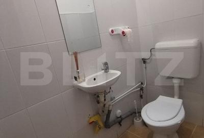 Apartament 3 camere, 66 mp, decomandat, zona- Micro 4 - 5