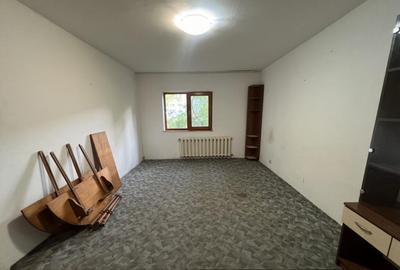 Apartament 4 camere zona Nicolina - 2