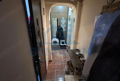 Apartament cu 3 camere semidecomandat în Valea Rosie - 6