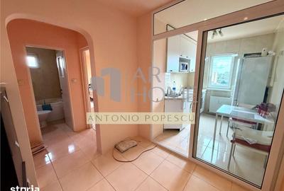 Apartament cu 2 camere decomandat în Vest - 4