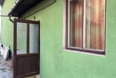 Casă de vânzare situată central în localitatea Cristești Mureș - 1