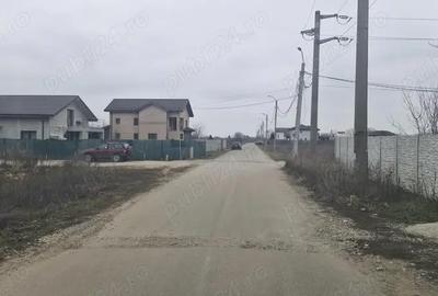 Teren de 1600 mp, în Central - 4