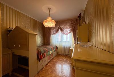 Apartament cu 4 camere semidecomandat, mobilat în Moșilor - 16