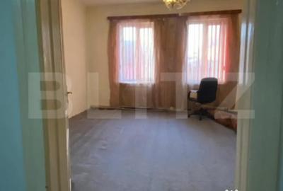 Casă cu 4 camere cu Canalizare în Central - 18