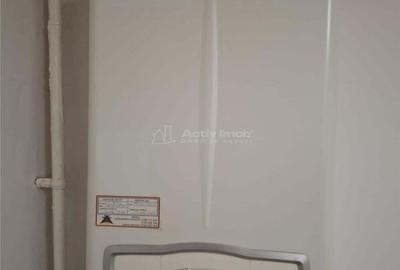 Apartament cu 2 camere semidecomandat în Micro III - 8