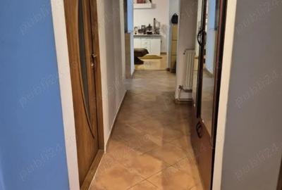 Apartament 4 camere, etaj 3 3, zona Policlinica 2 - 4