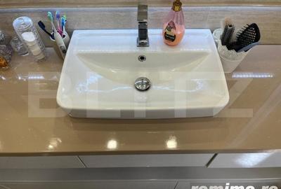 Casă cu 6 camere cu Teren 415 Mp în Iosia - 2