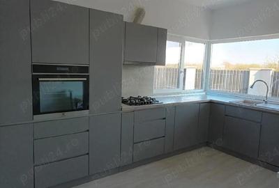 Casă cu Teren 300 Mp în Ghiroda - 3