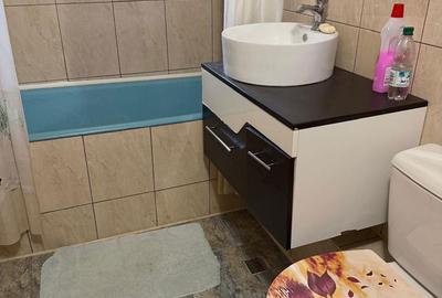Apartament cu 3 camere decomandat în Central - 3