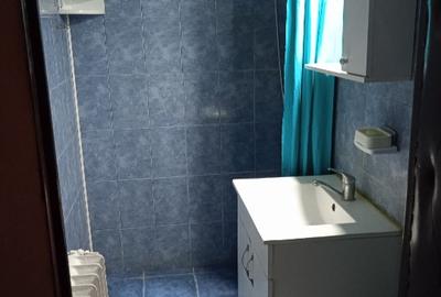 Apartament cu 3 camere semidecomandat în Nicolae Grigorescu