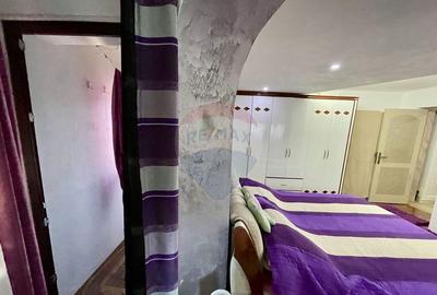 Apartament cu 4 camere de vanzare in zona Central - 2