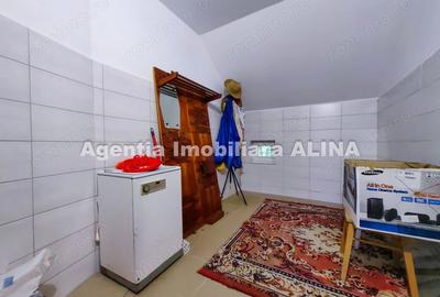Casă cu 6 camere în Simeria - 3
