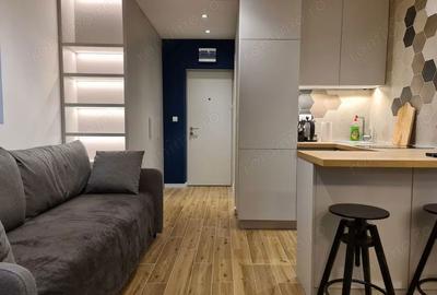 Garsonieră în Titan