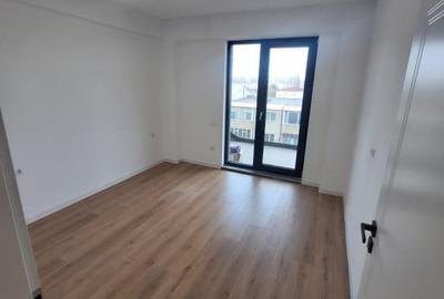 Birou, de 68 mp, în Tomis III - 4