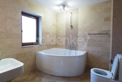 Vilă superba cu 8 camere, mobilata modern, piscina - 23