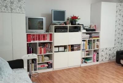 Apartament cu 2 camere decomandat în Deal - 3
