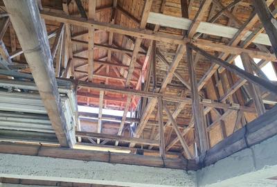 Casă cu 4 camere în Coca-Niculești - 9