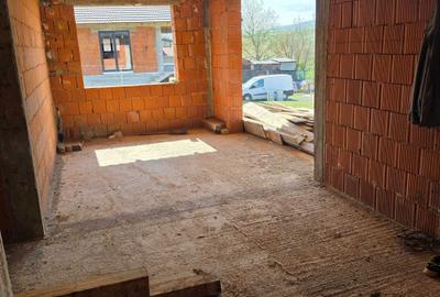 Casă cu 4 camere în Cheriu - 4